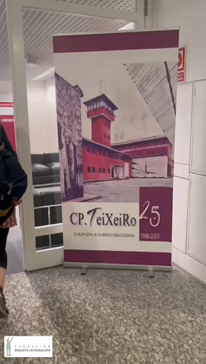 Video Visita con las personas internas del CIS a la exposición de los 25 años de Teixeiro
